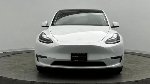 2022 Tesla Model Y Long Range Dual Motor All-Wheel Drive