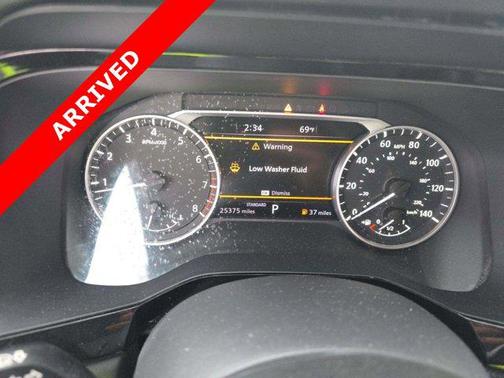 2022 Nissan Pathfinder SL 2WD