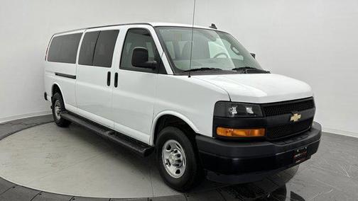 2022 Chevrolet Express 3500 RWD 3500 Extended Wheelbase LS