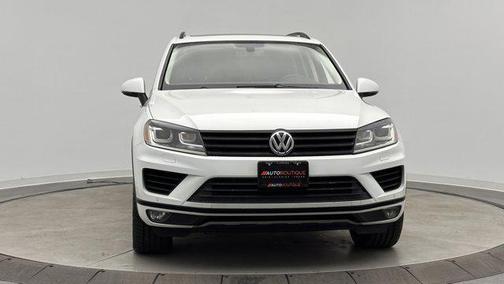 2015 Volkswagen Touareg V6 Lux