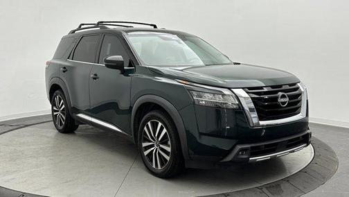 2023 Nissan Pathfinder Platinum 4WD