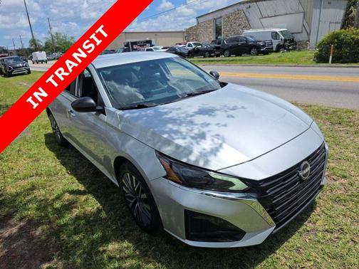 Brilliant Silver Metallic 2024 Nissan Altima 2.5 SV