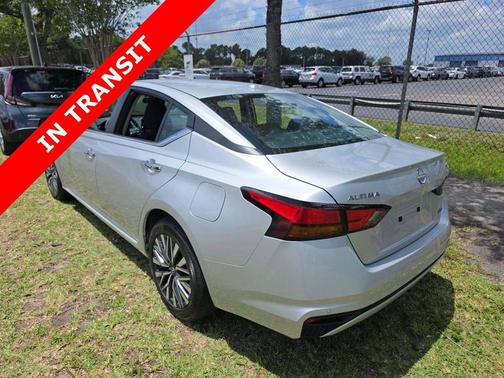 Brilliant Silver Metallic 2024 Nissan Altima 2.5 SV