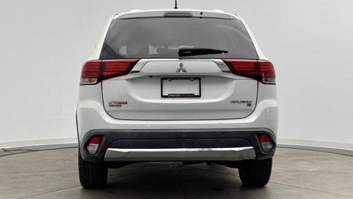 2016 Mitsubishi Outlander SE