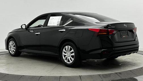 2023 Nissan Altima S FWD