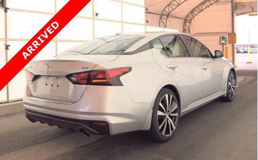 2021 Nissan Altima SR FWD