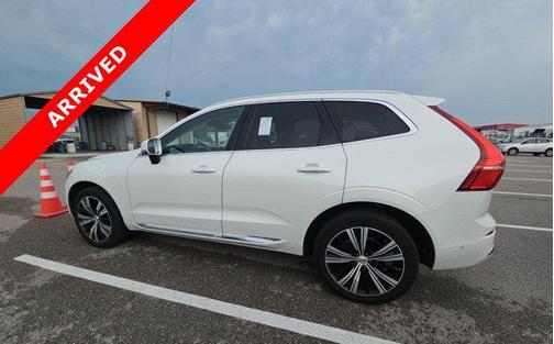 2022 Volvo XC60 B5 Inscription