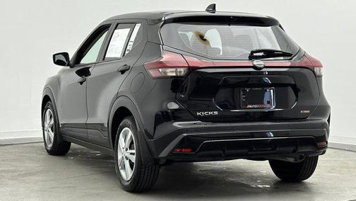 2022 Nissan Kicks S