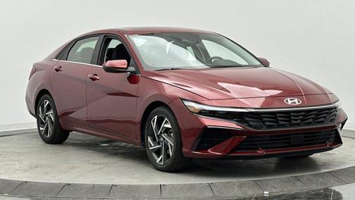 2025 Hyundai ELANTRA Limited