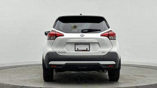 2019 Nissan Kicks SR