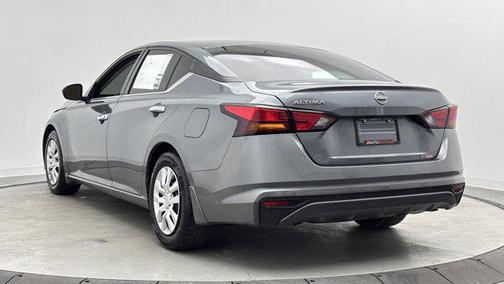 Gun Metallic 2023 Nissan Altima S FWD