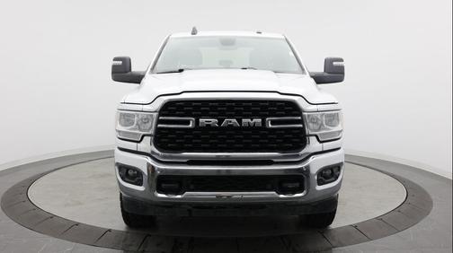 Bright White Clearcoat 2024 RAM 2500 Big Horn Crew Cab 4x4 6'4' Box
