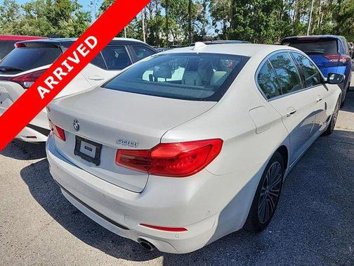 2017 BMW 530 530i