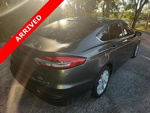 2020 Ford Fusion Hybrid SE