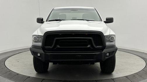 2024 RAM 1500 Classic Warlock Crew Cab 4x2 5'7' Box