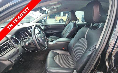 Midnight Black Metallic 2020 Toyota Camry SE