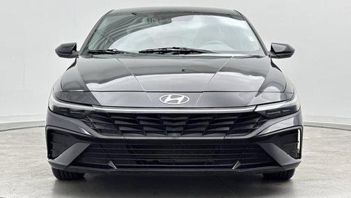 Abyss Black 2024 Hyundai ELANTRA SEL