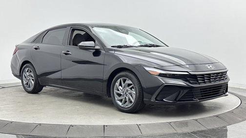 Abyss Black 2024 Hyundai ELANTRA SEL