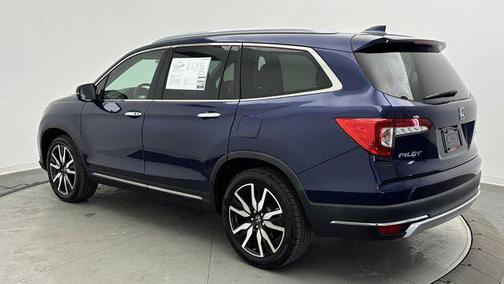 2022 Honda Pilot Touring 8-Passenger