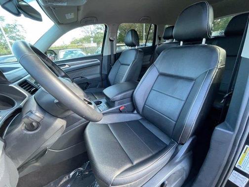 2021 Volkswagen Atlas 3.6 V6 SE w/ Technology for sale in Jacksonville, FL - image 12