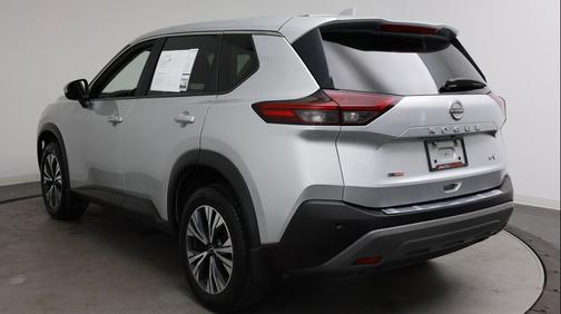 Brilliant Silver Metallic 2023 Nissan Rogue SV