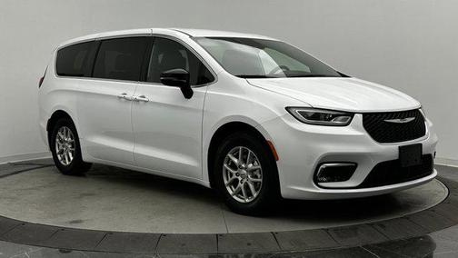 2025 Chrysler Pacifica L