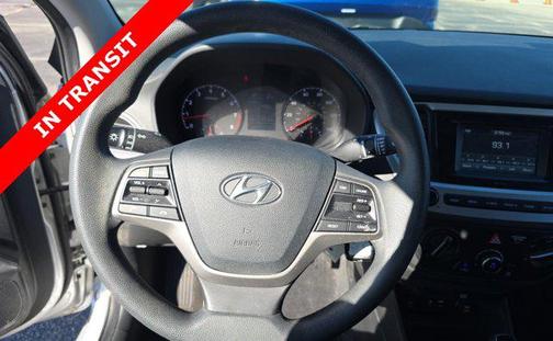 2022 Hyundai Accent SE