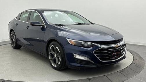 2022 Chevrolet Malibu FWD LT