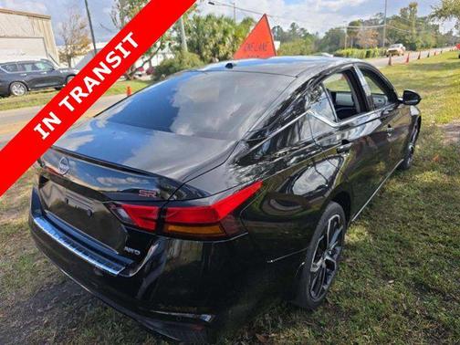 2023 Nissan Altima SR Intelligent AWD