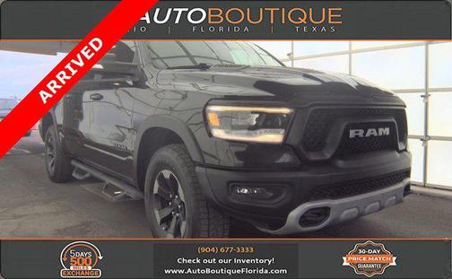 Diamond Black Crystal Pearlcoat 2019 RAM 1500 Rebel