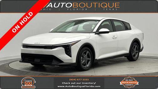 2025 Kia K4 LXS