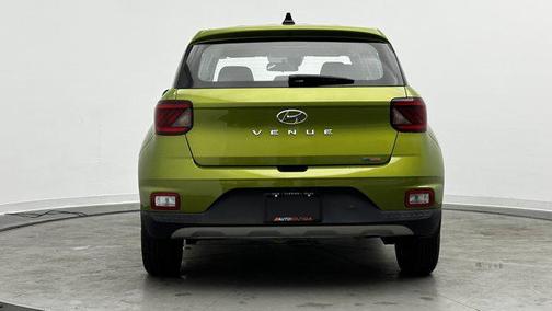 2021 Hyundai VENUE SE