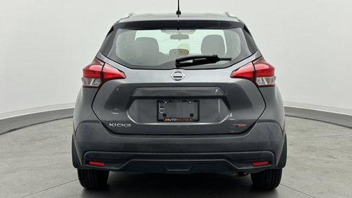 2019 Nissan Kicks S