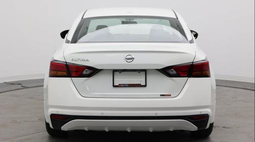 Glacier White 2020 Nissan Altima S FWD