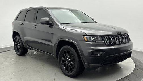 2021 Jeep Grand Cherokee Laredo