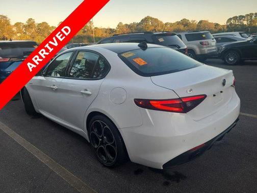 2022 Alfa Romeo Giulia Ti