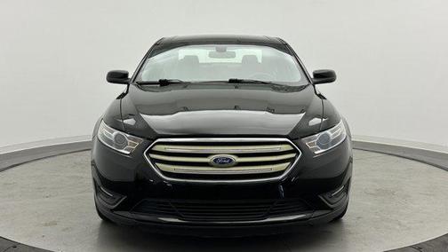 2018 Ford Taurus SEL