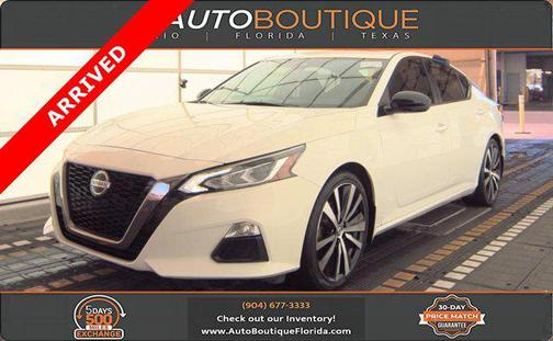 2020 Nissan Altima SR FWD