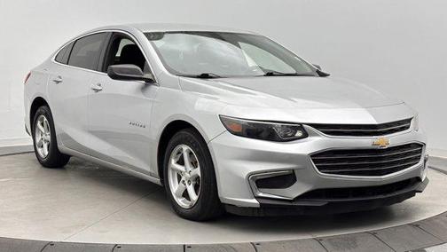 Silver Ice Metallic 2018 Chevrolet Malibu 1LS