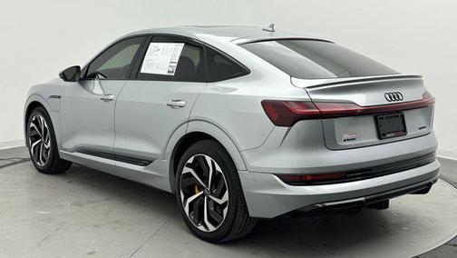 2022 Audi e-tron Sportback S line Premium Plus