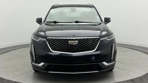2021 Cadillac XT6 Luxury FWD