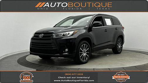 2017 Toyota Highlander SE