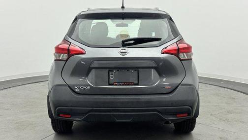 2019 Nissan Kicks S