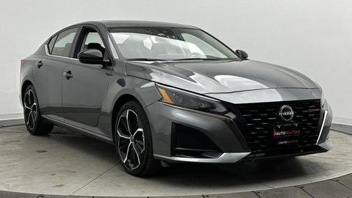 2024 Nissan Altima SR FWD