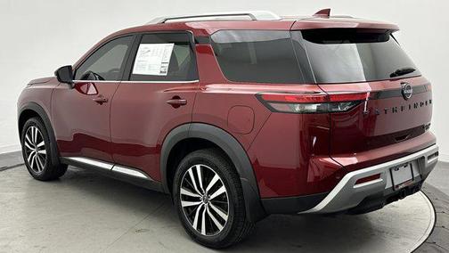 2023 Nissan Pathfinder Platinum 4WD