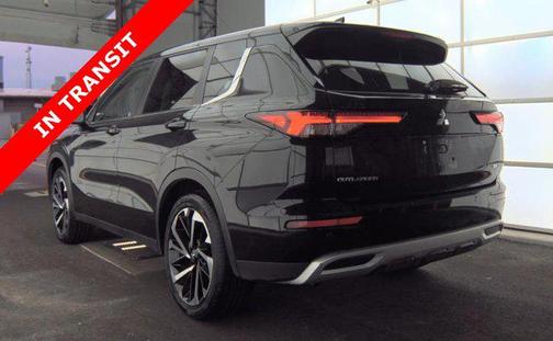 2024 Mitsubishi Outlander SE Black Edition w/Pano Roof S-AWC