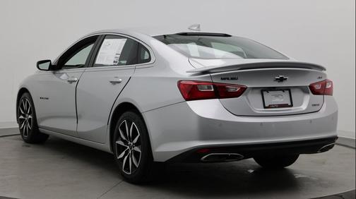 Silver Ice Metallic 2021 Chevrolet Malibu FWD RS