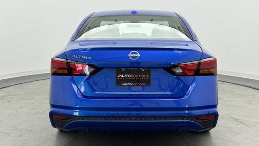 2025 Nissan Altima SV FWD