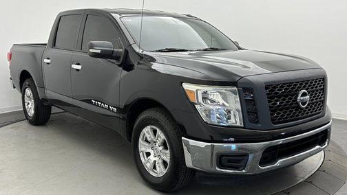 2019 Nissan Titan SV