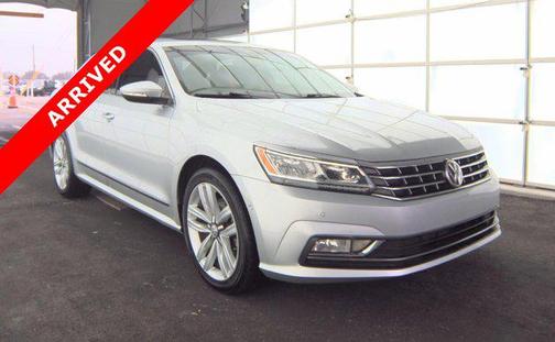 2017 Volkswagen Passat 1.8T SEL Premium
